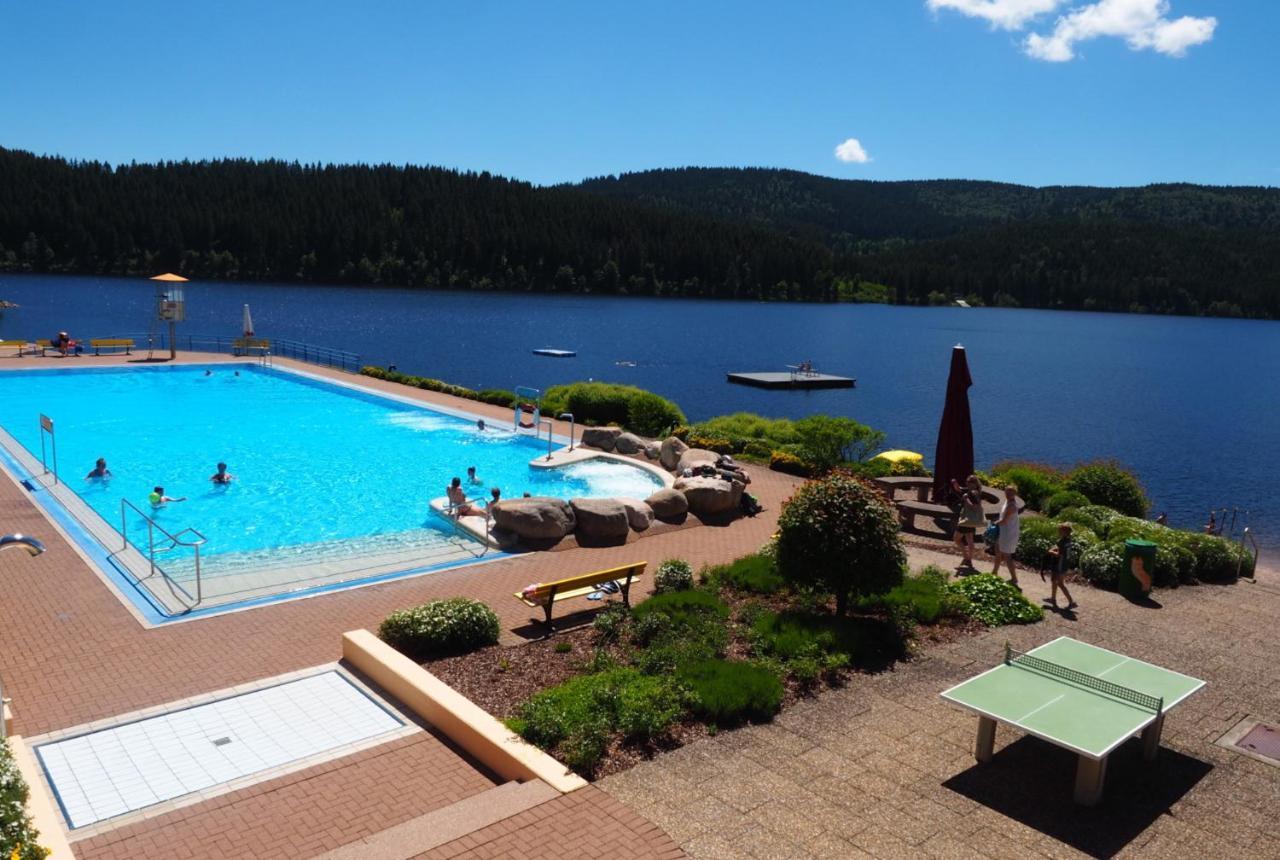 B1 Albmatte-Fewo Sauna, Hallenbad Aussenbecken Massagen Nebenan เมนเซนชวานด์ ภายนอก รูปภาพ