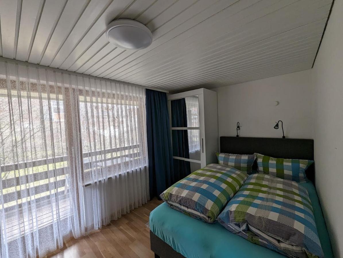 B1 Albmatte-Fewo Sauna, Hallenbad Aussenbecken Massagen Nebenan เมนเซนชวานด์ ภายนอก รูปภาพ